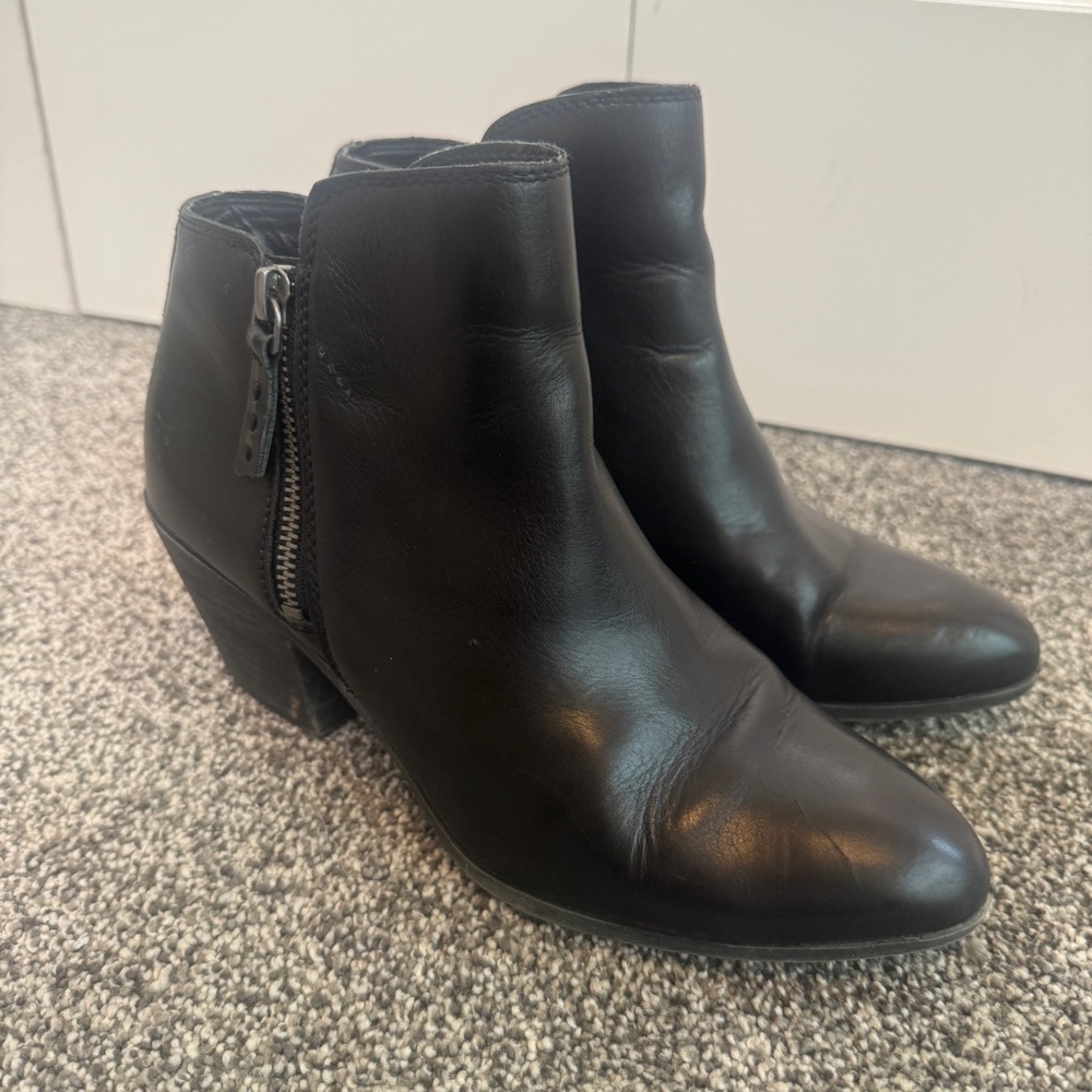 Frye Judith Ankle Boot Bootie Double Zip Black Leather Womens 7M
